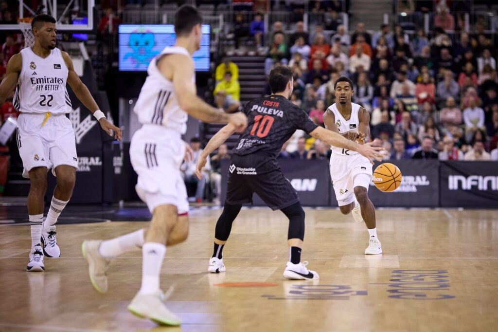 Sangre, sudor y a más de cien para ganar en Granada (100-111)