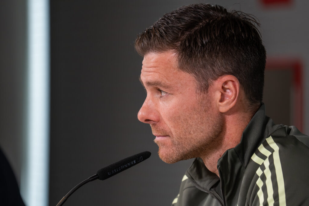 Xabi avisa al vestuario: «Los goles no solo dependen de Mbappé»