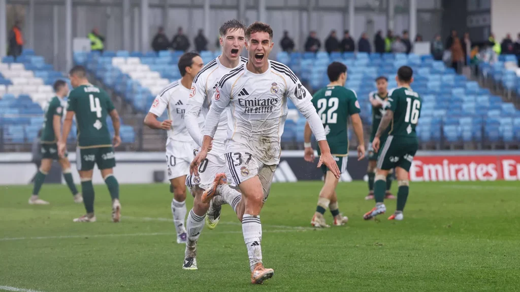 El Castilla retoma la senda del ascenso ganando al Cacereño (2-0)